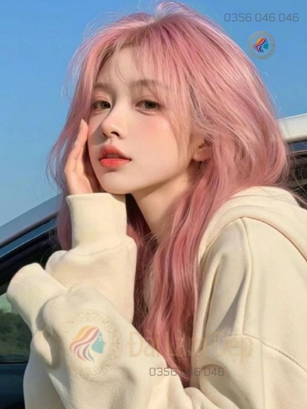 Tóc nhuộm màu pastel hồng khói trẻ trung tại Đài Làm Đẹp Tóc nhuộm màu pastel hồng khói trẻ trung tại Đài Làm Đẹp