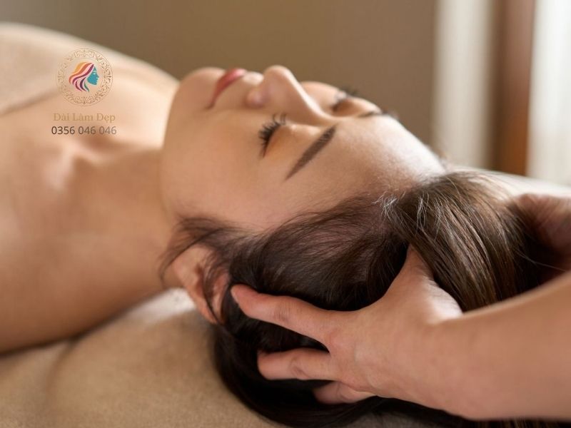 Đồng bộ nhịp thở qua kỹ thuật massage đầu giảm đau nửa đầu Đồng bộ nhịp thở qua kỹ thuật massage đầu giảm đau nửa đầu
