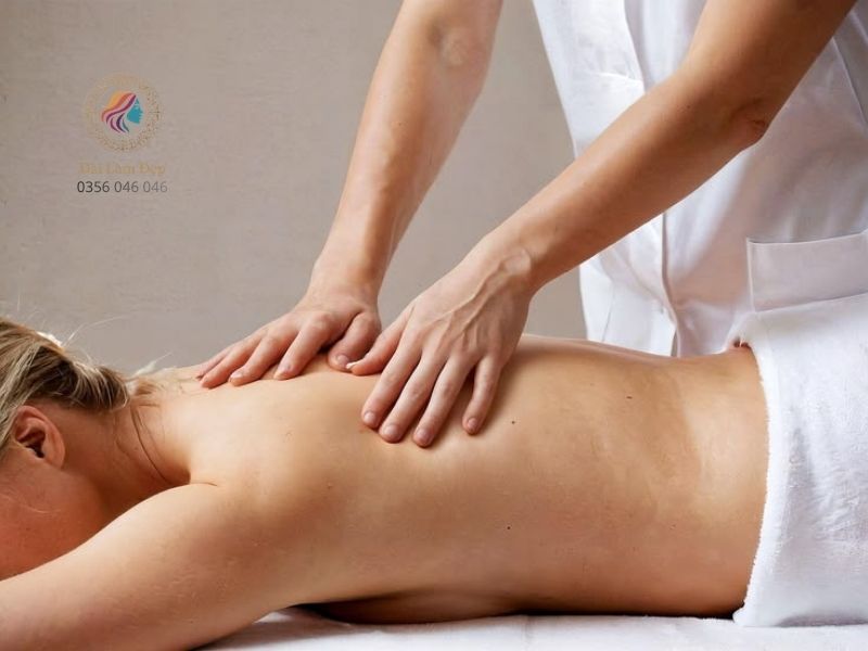 Duy trì thói quen xoa bóp định kỳ giúp cột sống luôn khỏe mạnh và linh hoạt Duy trì thói quen xoa bóp định kỳ giúp cột sống luôn khỏe mạnh và linh hoạt