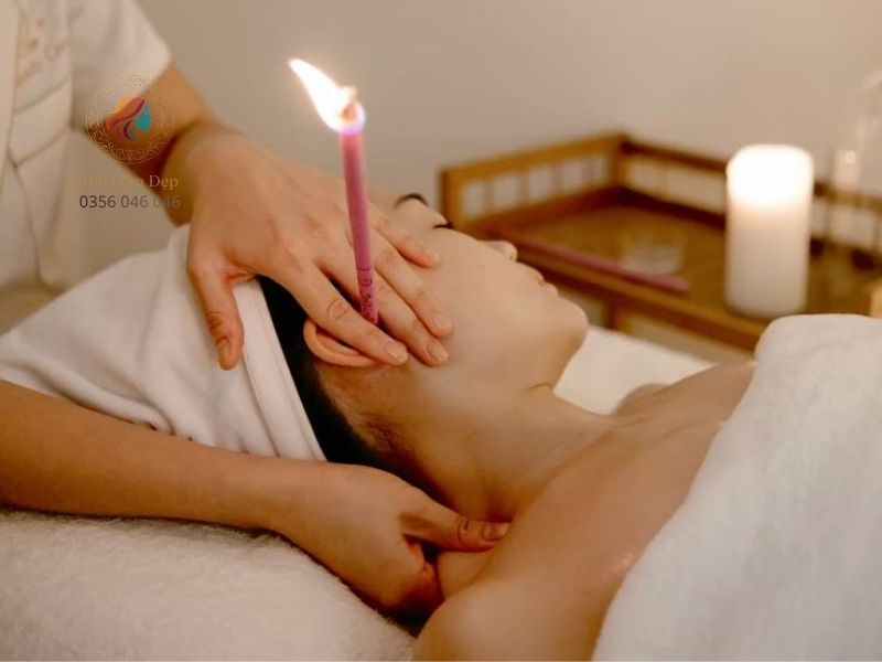 Massage huyệt đạo vùng cổ giúp khơi thông cánh cửa đưa máu lên não Massage huyệt đạo vùng cổ giúp khơi thông cánh cửa đưa máu lên não