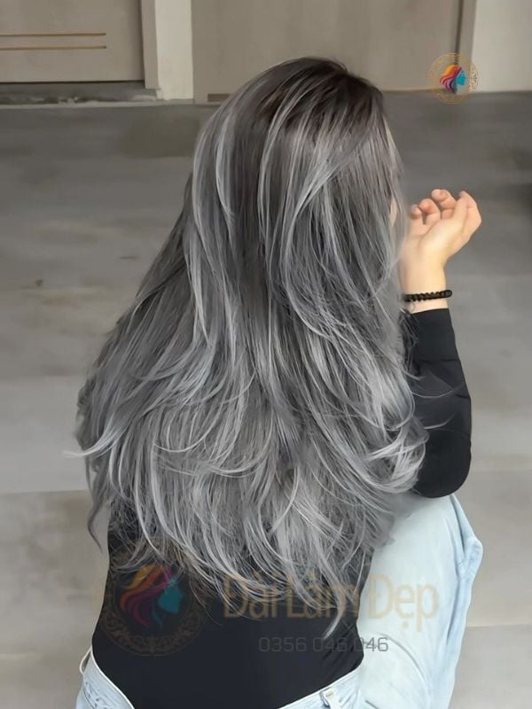 Nhuộm highlight mảnh nhẹ nhàng tự nhiên tại Đài Làm Đẹp Nhuộm highlight mảnh nhẹ nhàng tự nhiên tại Đài Làm Đẹp