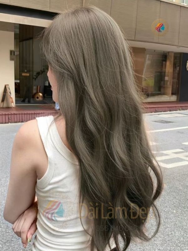 Nhuộm tóc nâu lạnh không tẩy thanh lịch và sáng da tại Đài Làm Đẹp Nhuộm tóc nâu lạnh không tẩy thanh lịch và sáng da tại Đài Làm Đẹp