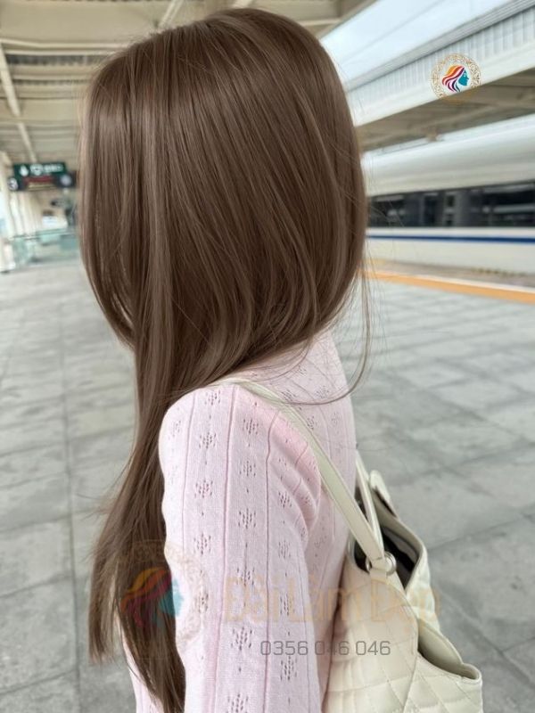 Nhuộm tóc nhẹ nhàng tone nâu sữa cho phái đẹp văn phòng tại Đài Làm Đẹp Nhuộm tóc nhẹ nhàng tone nâu sữa cho phái đẹp văn phòng tại Đài Làm Đẹp