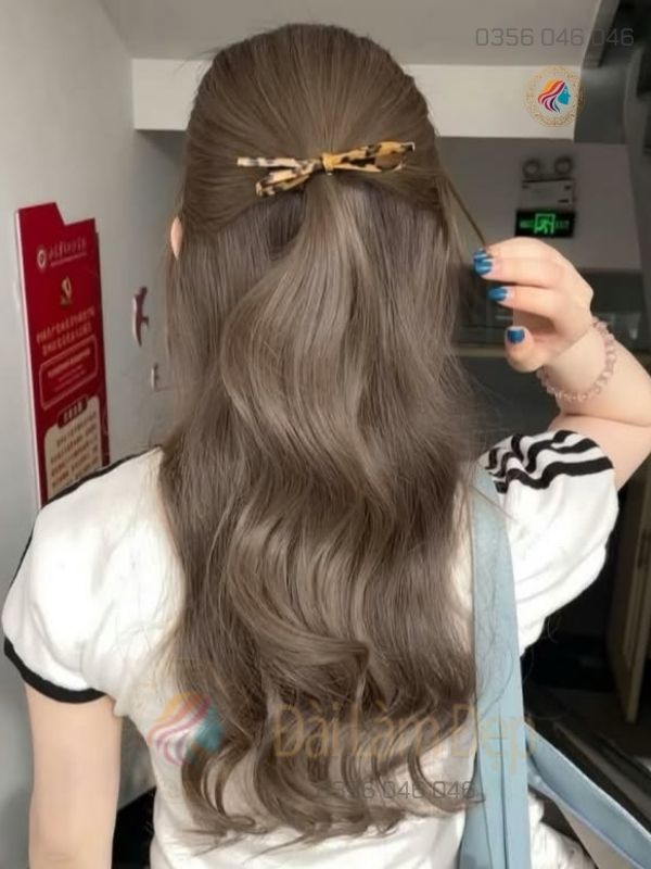 Nhuộm tóc nâu tây tự nhiên tinh tế mềm mại Đài Làm Đẹp Nhuộm tóc nâu tây tự nhiên tinh tế mềm mại Đài Làm Đẹp