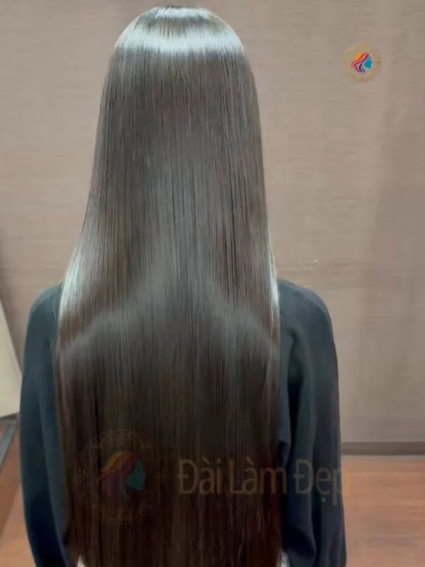 Duỗi tóc dài đẹp – mềm, bóng mượt và tự nhiên | Đài Làm Đẹp