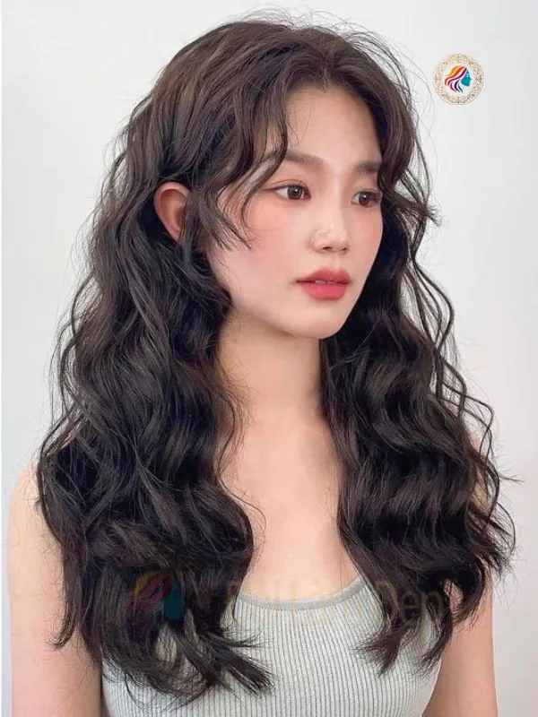 Tóc uốn cho mặt dài – cân đối, mềm mại và tinh tế | Đài Làm Đẹp
