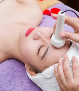 Hút chì thải độc + Nặn Mụn chuẩn y khoa