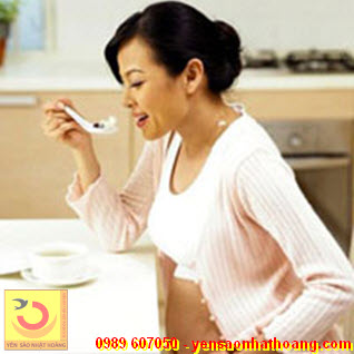 Bà bầu ăn yến sào đề tăng cường sức khỏe và phát triển toàn diện thai nhi Bà bầu ăn yến sào đề tăng cường sức khỏe và phát triển toàn diện thai nhi