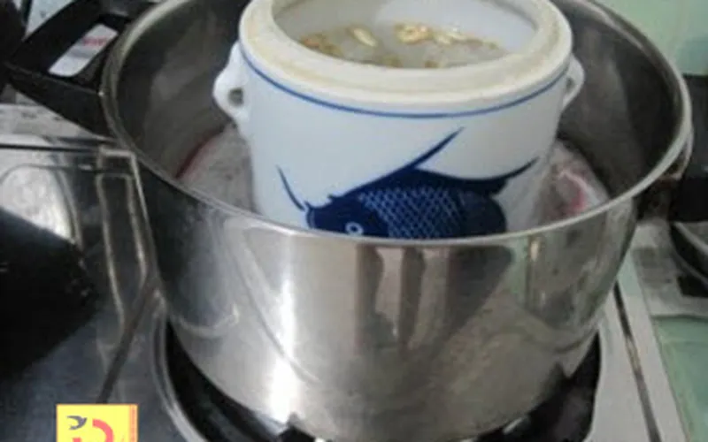 Cách chưng tổ yến thông dụng