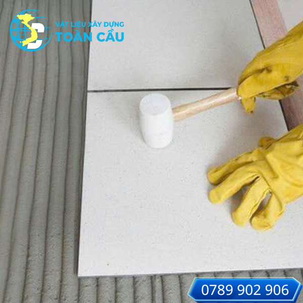 Độ bền cao, chống nứt, thích hợp cho mọi loại gạch. Độ bền cao, chống nứt, thích hợp cho mọi loại gạch.