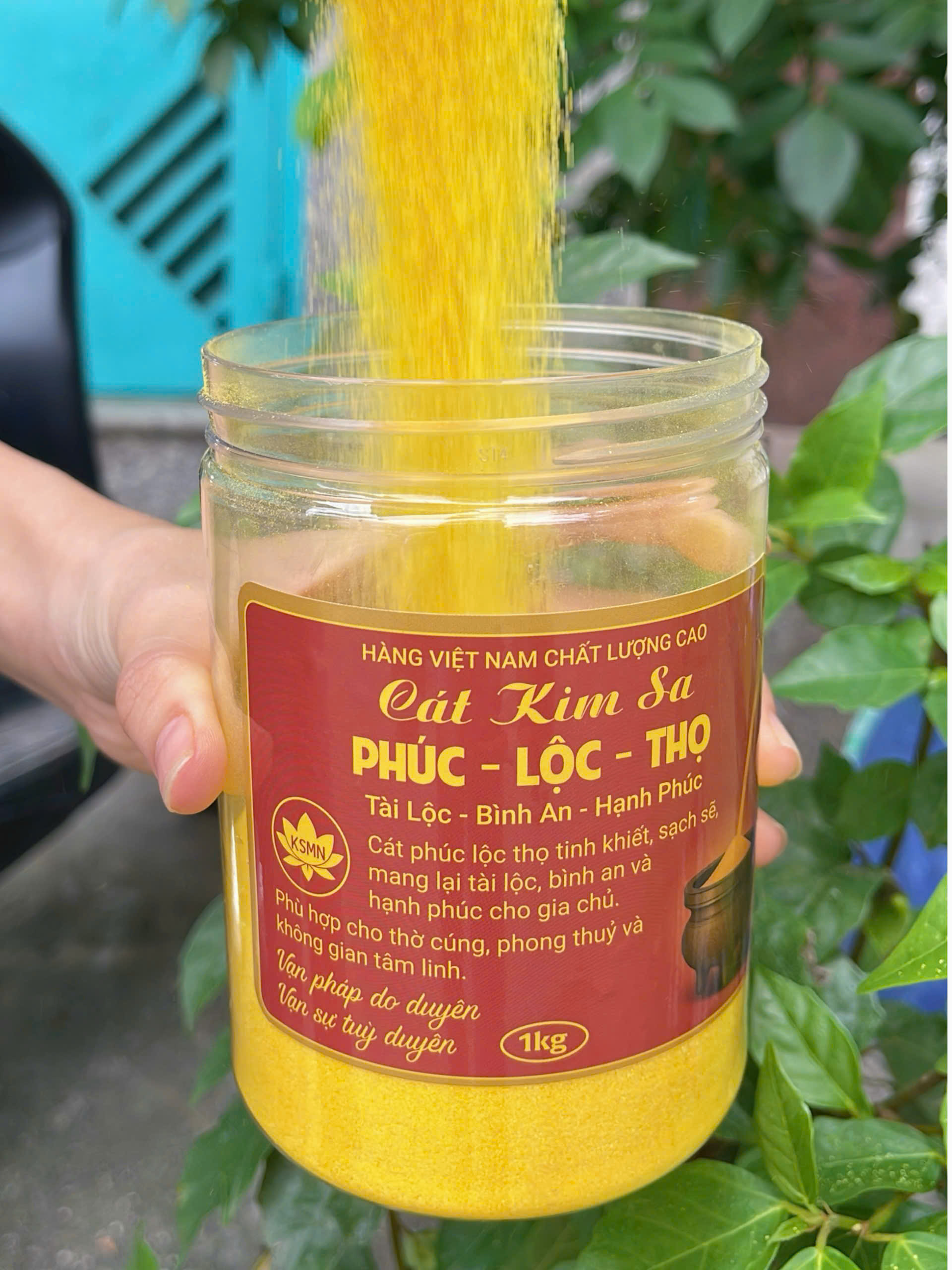 Cận cảnh Cát vàng Kim Sa Phúc Lộc Thọ Cận cảnh Cát vàng Kim Sa Phúc Lộc Thọ