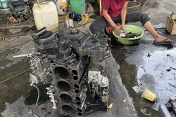 Dịch Vụ Sửa Chữa Máy Xúc Lật Tại TP.HCM