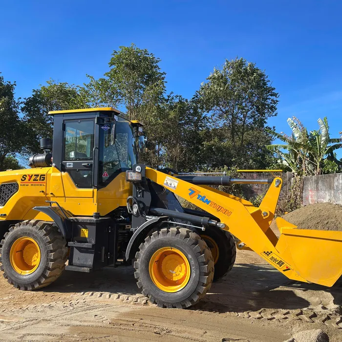 Máy Xúc Lật Mini T940 Gầu 1.2 Khối