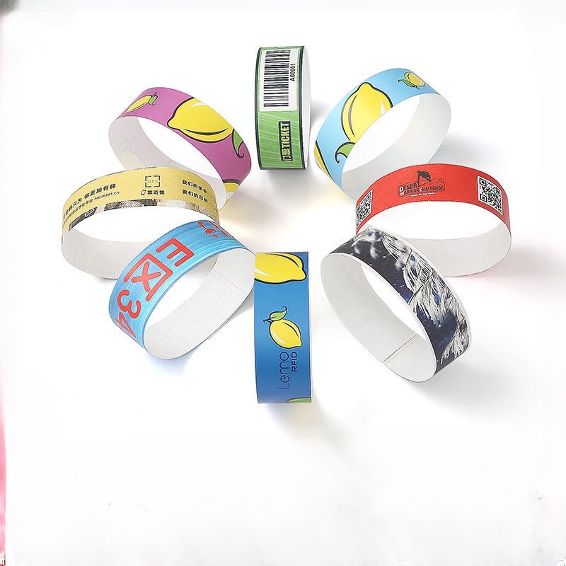 Báo giá vòng tay giấy sự kiện Hồ Chí Minh Báo giá vòng tay giấy sự kiện Hồ Chí Minh