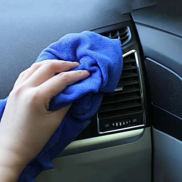 Khăn lau xe ô tô đa năng