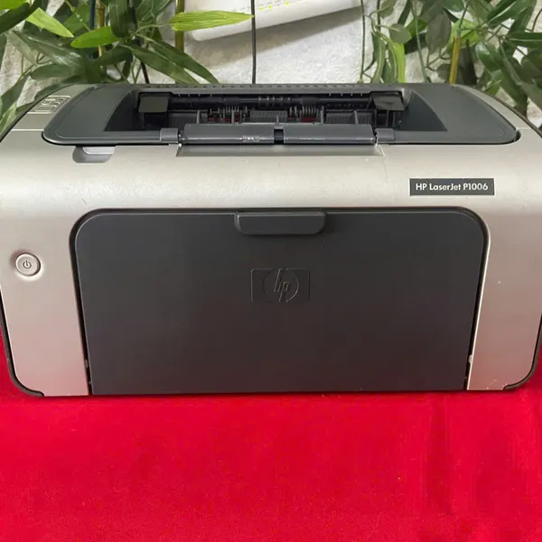 Máy in HP 1006 đã qua sử dụng còn mới 95%