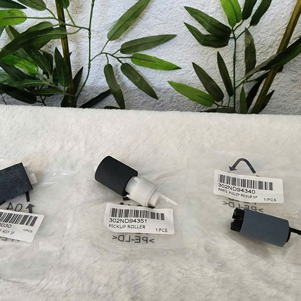 Bánh xe khay gầm Kyocera TASKalfa 3500i / 4500i / 5500i / 3501i / 4501i / 5501i 6500i / 6501i / 8000i / 8001i  4002i