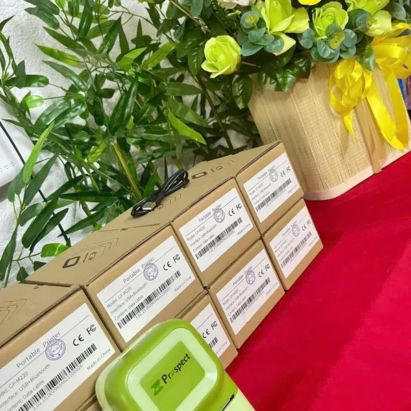 Máy in nhãn di động M220Máy in nhãn di động M220, Bluetooth, in qua app