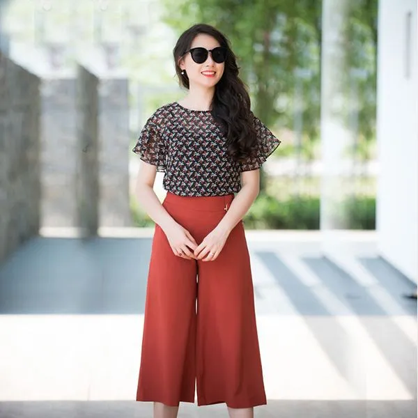 Quần màu đỏ tuytsy Hàn