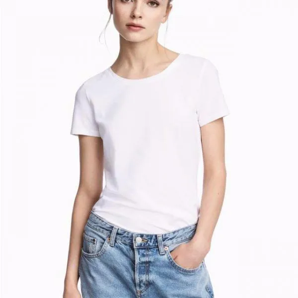 Đầm Bi Tay Phồng Cổ V 