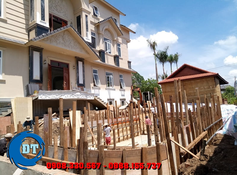 Đồng Tiến chuyên tư vấn, thiết kế hồ bơi, thi công hồ bơi dạng kinh doanh, hồ bơi gia đình, hồ bơi công cộng, đặc biệt là khu resort, khu du lịch, khách sạn cao cấp, khu chung cư cao cấp, khu thể thao… Đồng Tiến chuyên tư vấn, thiết kế hồ bơi, thi công hồ bơi dạng kinh doanh, hồ bơi gia đình, hồ bơi công cộng, đặc biệt là khu resort, khu du lịch, khách sạn cao cấp, khu chung cư cao cấp, khu thể thao…