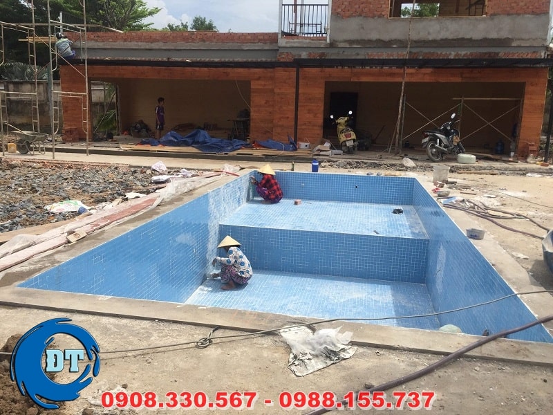 Vệ sinh hồ bơi sau khi ốp lát gạch Vệ sinh hồ bơi sau khi ốp lát gạch