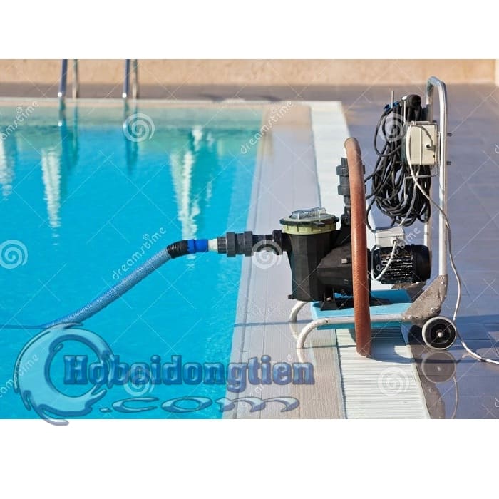 Các thiết bị lọc nước hồ bơi tuần hoàn luôn thực hiện "nhiệm vụ" lọc nước liên tục kể cả khi khách hàng đang tham gia bơi lội Các thiết bị lọc nước hồ bơi tuần hoàn luôn thực hiện "nhiệm vụ" lọc nước liên tục kể cả khi khách hàng đang tham gia bơi lội