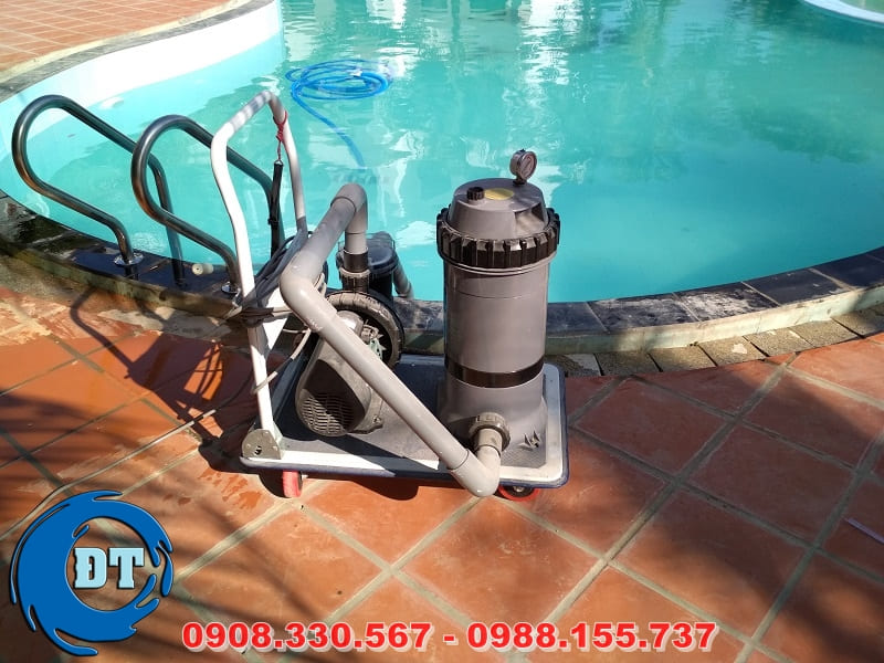 Giá thiết bị hồ bơi nhập khẩu có giá dao động từ 10 triệu đến hơn một trăm triệu mỗi thiết bị Giá thiết bị hồ bơi nhập khẩu có giá dao động từ 10 triệu đến hơn một trăm triệu mỗi thiết bị