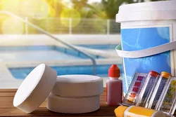 Hóa chất xử lý nước hồ bơi có an toàn?