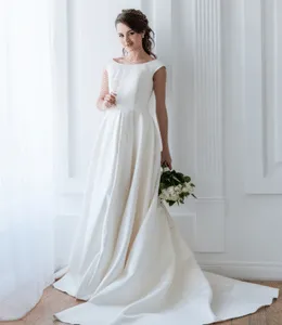 ÁO CƯỚI HAPPY WEDDING 01