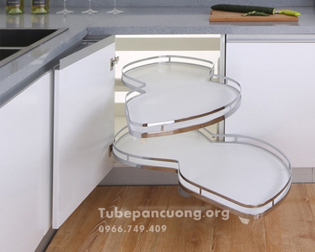 Ke goc lien hoan hinh chiec la