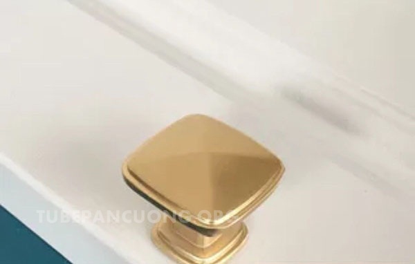 Tay nắm vuông vàng gold Z1 Tay nắm vuông vàng gold Z1