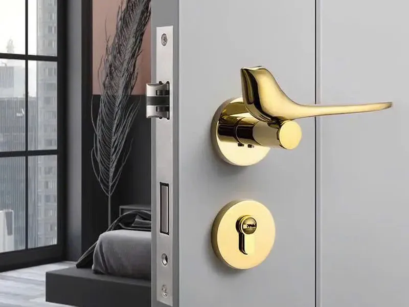 Khóa cửa cao cấp mạ PVD