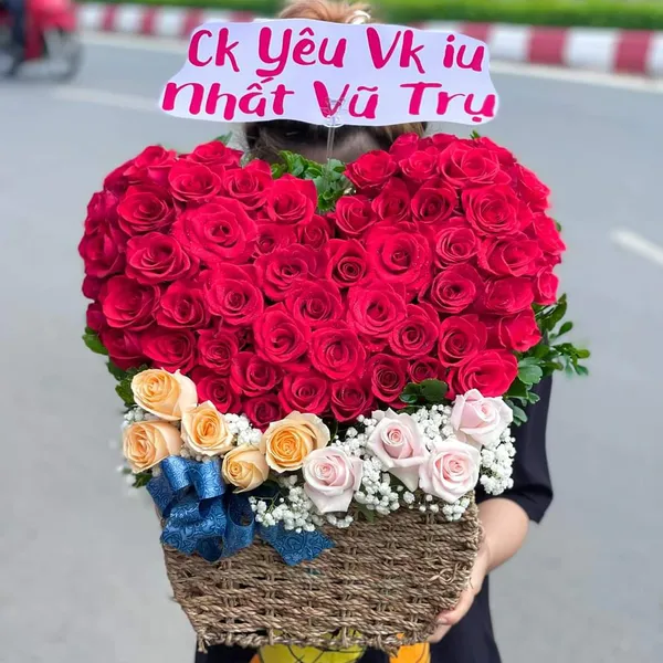 Giỏ Hoa Sinh Nhật 03