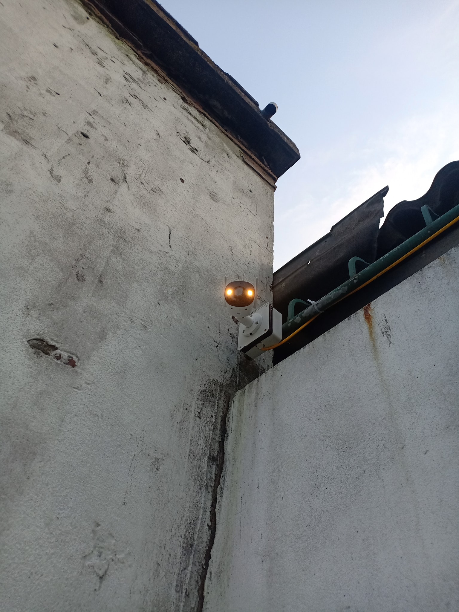 Camera wifi Imou F22FP âm thanh phát hiện chuyển động báo động con người ánh sáng màu nhìn đêm độ phân giải 2.0 Full HD lưu trữ thẻ nhớ