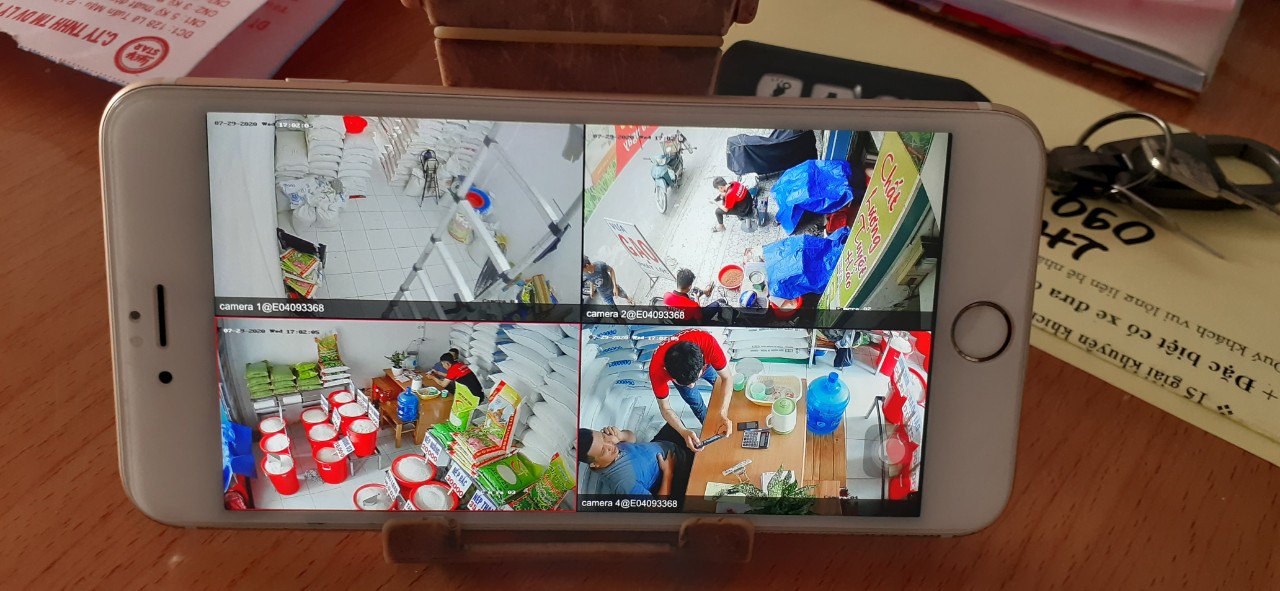 Camera xem miễn phí tên miền qua điện thoại