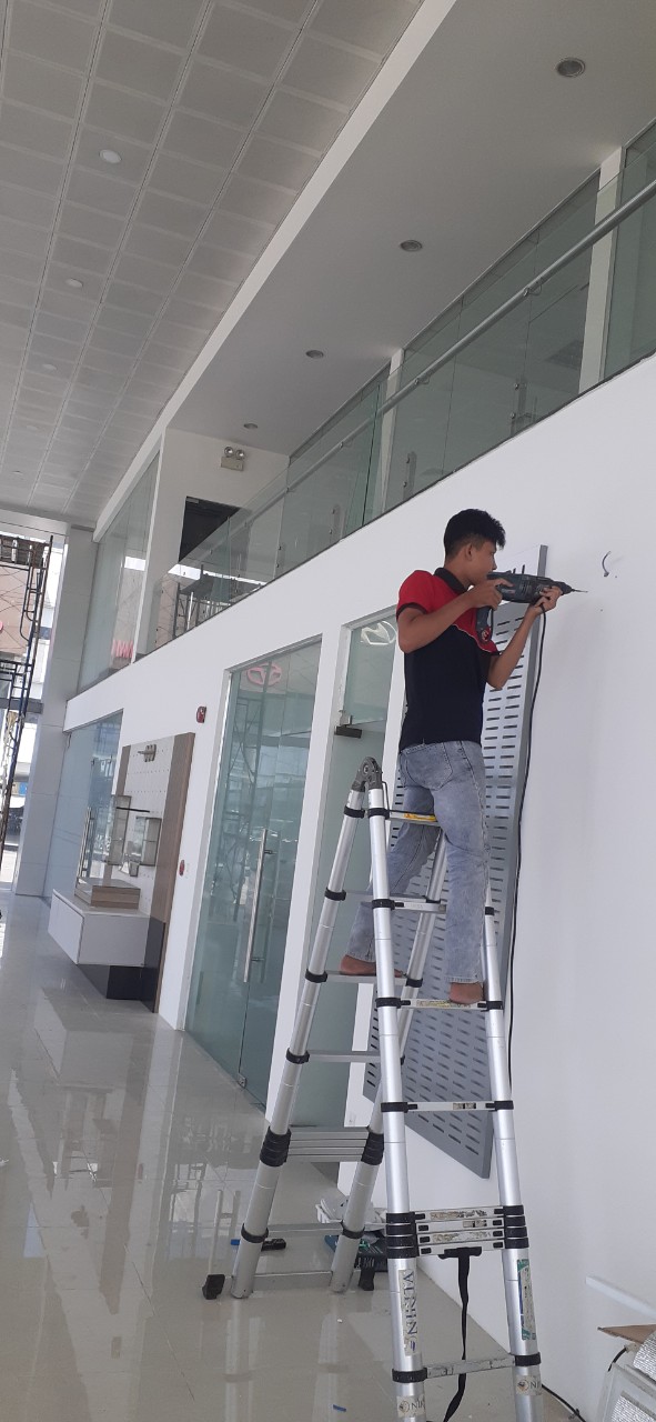 Thi công lắp thiết bị