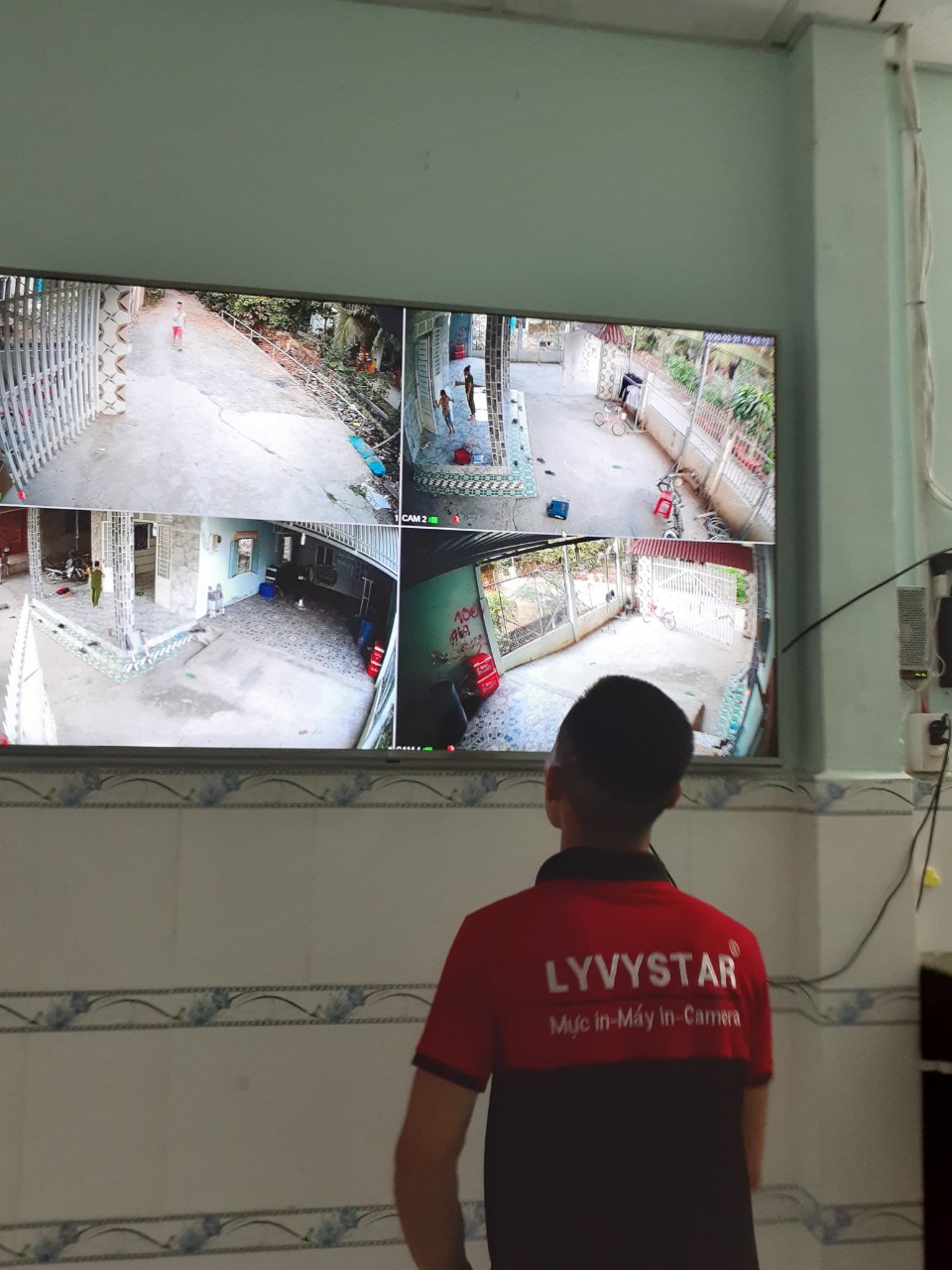 Lắp đặt trọn bộ 4 camera Hikvision chống nước đặt ngoài trời hồng ngoại nhìn đêm rõ nét cho nhà vườn tại Bến Lức Long An