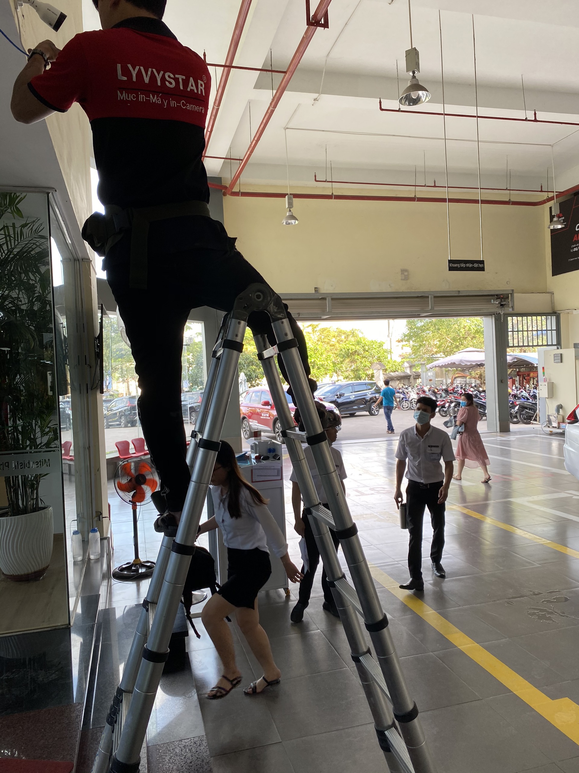 Cung cấp lắp đặt camera, sửa chữa camera, di dời camera trọn gói giá rẻ cho bãi xe