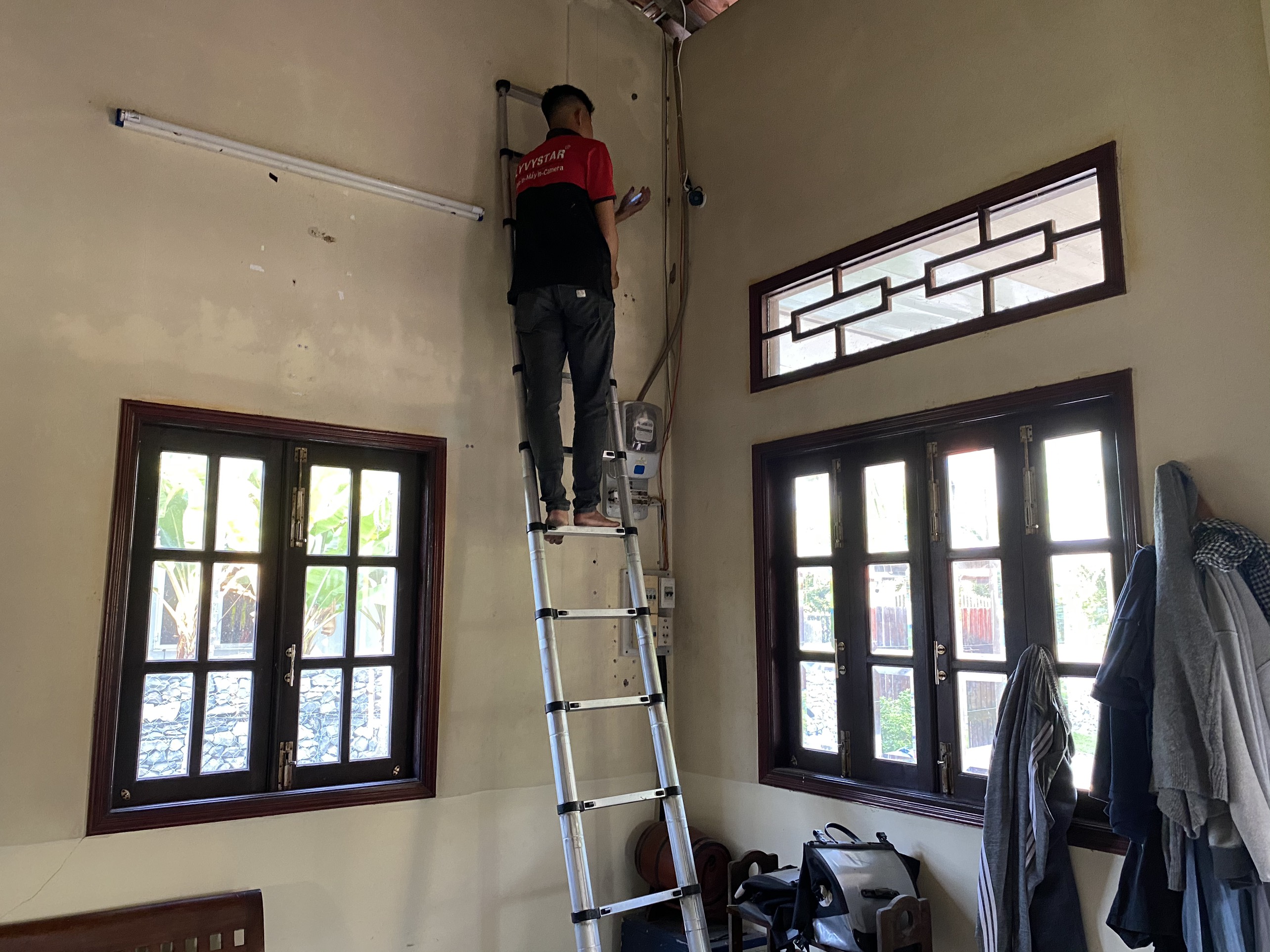 Chuyên cung cấp lắp đặt  camera giá rẻ chất lượng hikvision,kbvision,dahua dành cho nhà vườn xưởng tại Bến Lức Long An