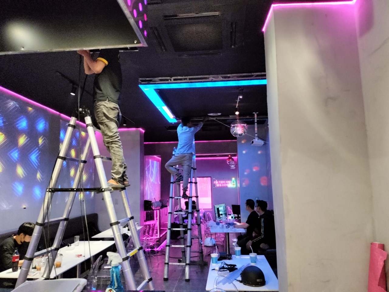 Công ty Hùng Phong đơn vị sữa chữa camera quan sát uy tín chuyên nghiệp tai Tân Bình Công ty Hùng Phong đơn vị sữa chữa camera quan sát uy tín chuyên nghiệp tai Tân Bình