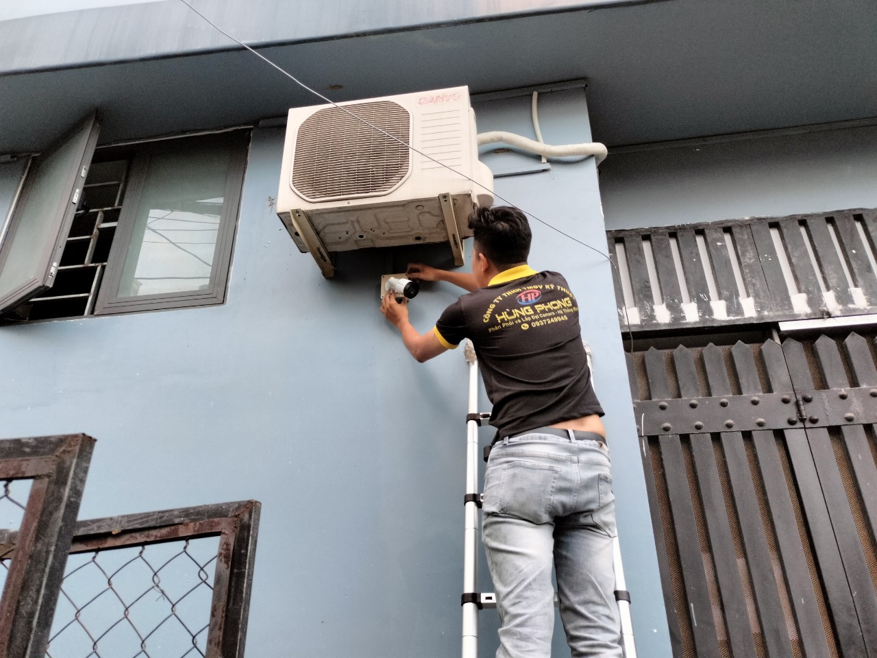 Lắp đặt camera Hikvision chính hãng giá rẻ tại đường Võ Văn Vân Vĩnh Lộc