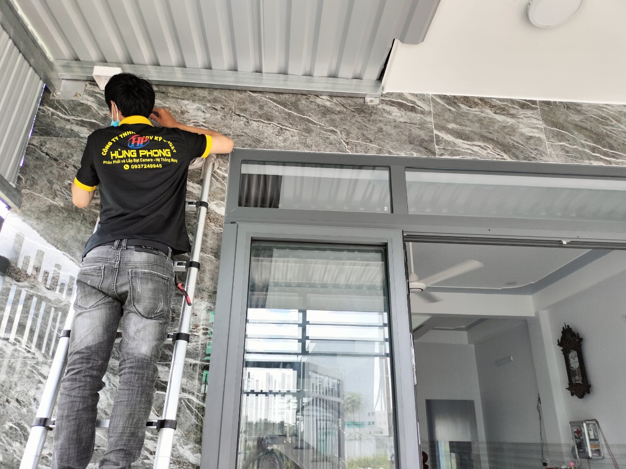 Lăp đặt camera Ezviz giá rẻ tận nơi 24h quận Tân Bình