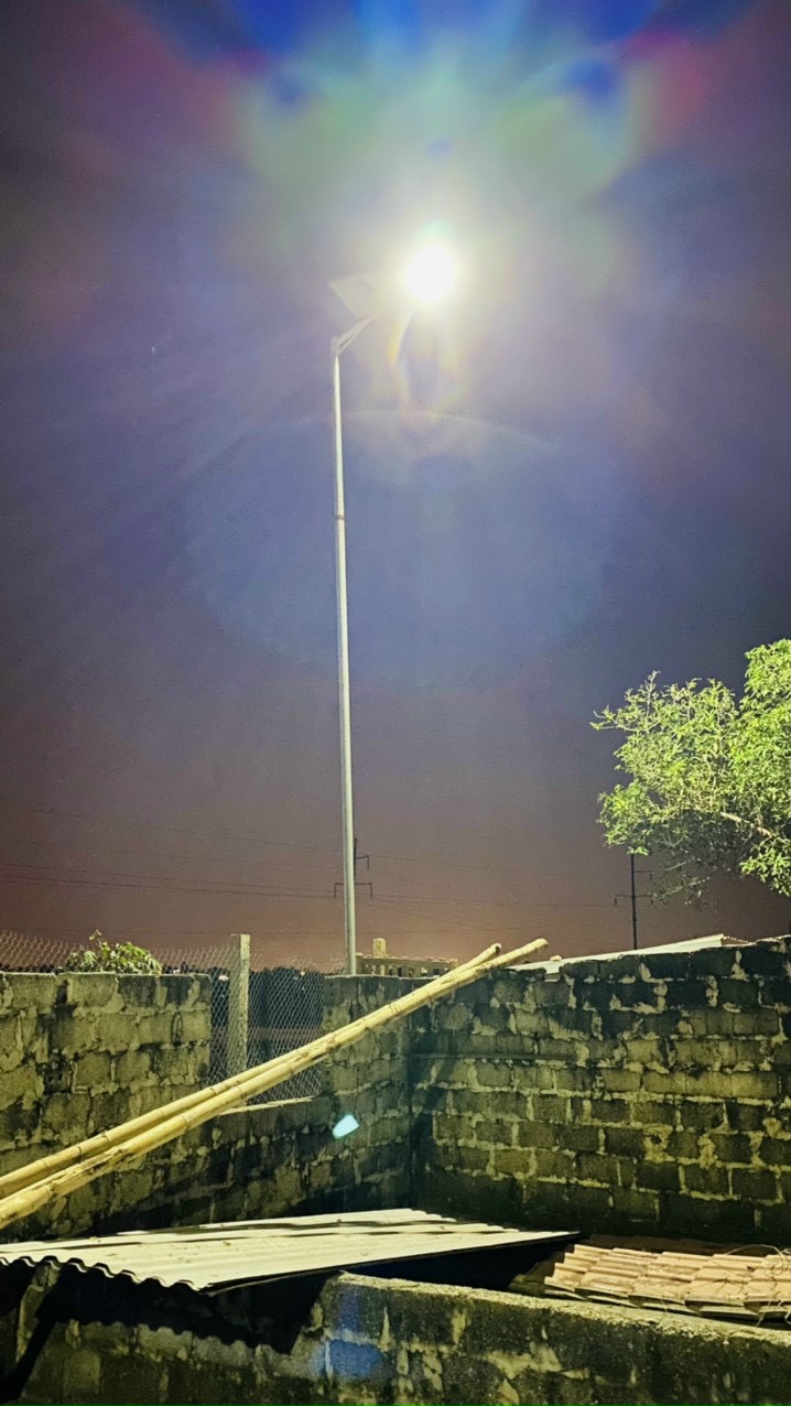 đèn năng lượng mặt trời tại đường Võ Văn Vân, Quách Điêu,Lại Hùng Cường Vĩnh Lộc