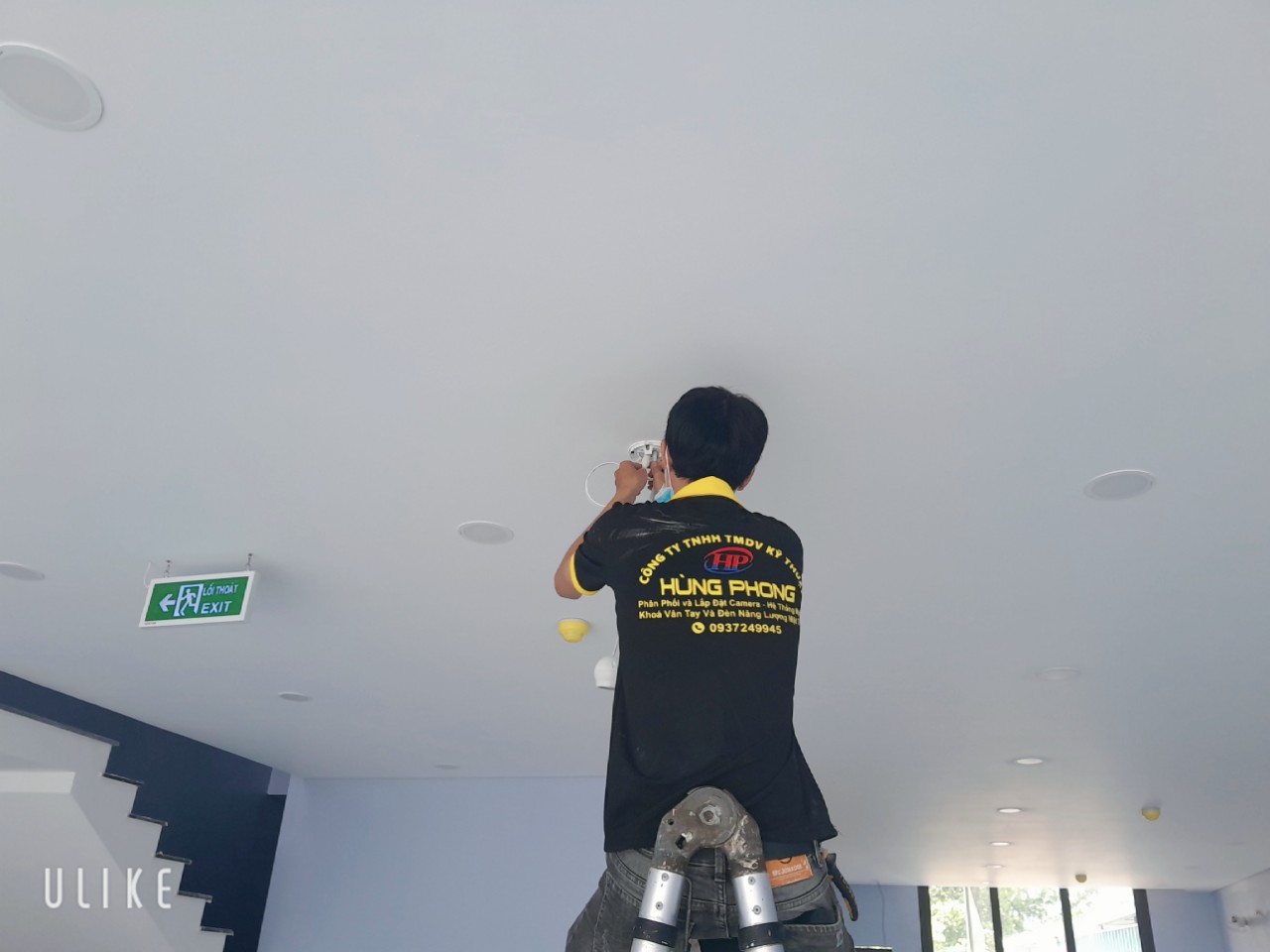 Di dời camera quan sát nhà xưởng tại Long An.