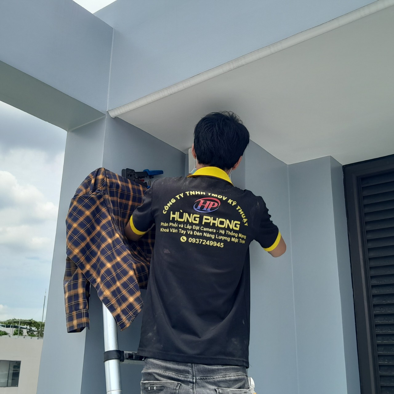 Lắp camera wifi có báo động tại Long An.