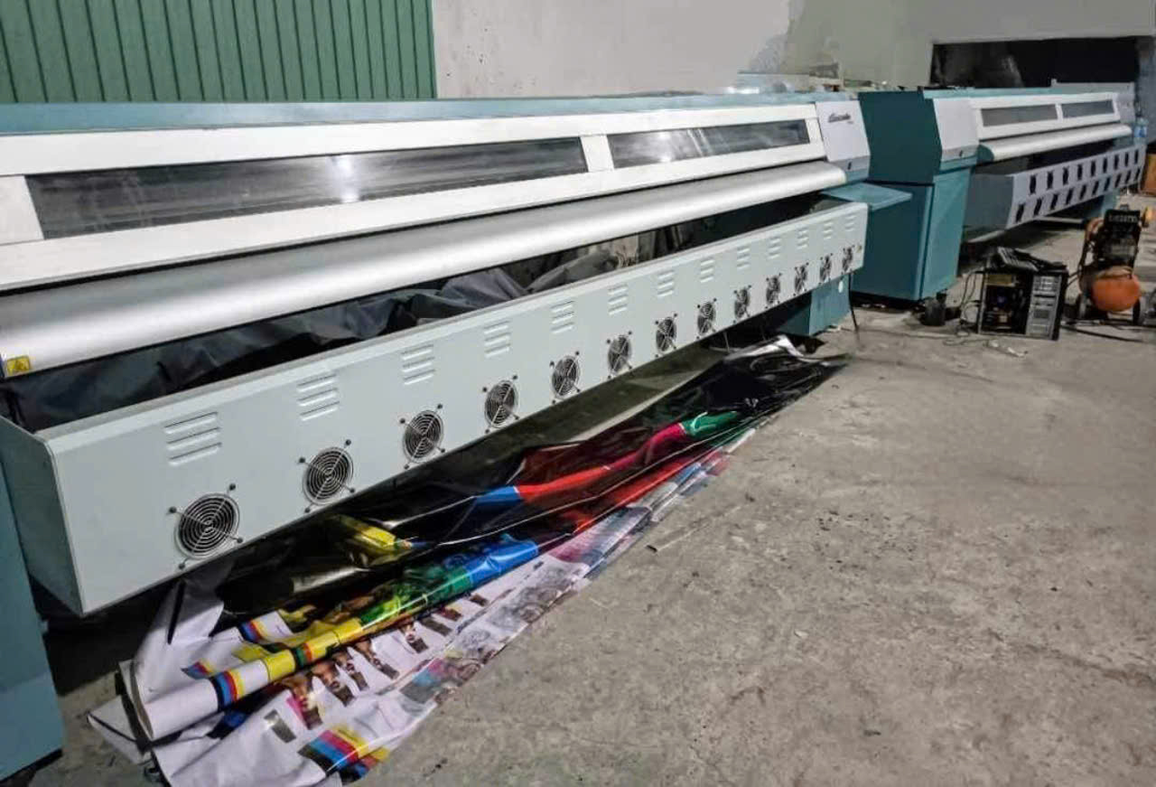 Thu mua thanh lý giá cao các dòng máy in khổ lớn,in bạt ,in Decal cũ