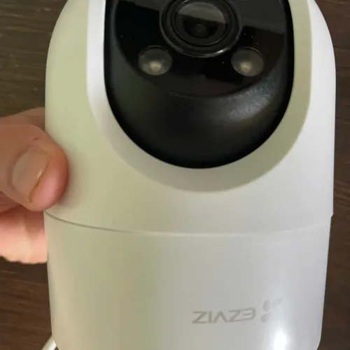 Thanh lý Mua camera wifi EZVIZ H8C-4MP ngoài trời xoay 360 âm thanh-Đàm Thoại