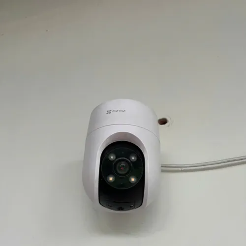 Thanh lý Mua camera wifi EZVIZ H8C-4MP ngoài trời xoay 360 âm thanh-Đàm Thoại