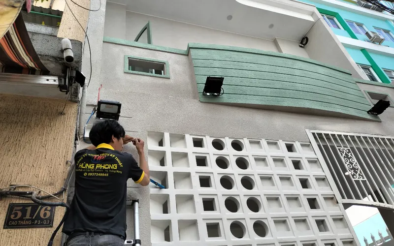 Dịch vụ sửa chữa camera quan sát nhà xưởng giá rẻ uy tín TPHCM